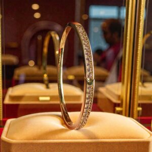 Kizara Rose Quartz Crystal Cuff – Anti-Tarnish Eternity Gold Bracelet