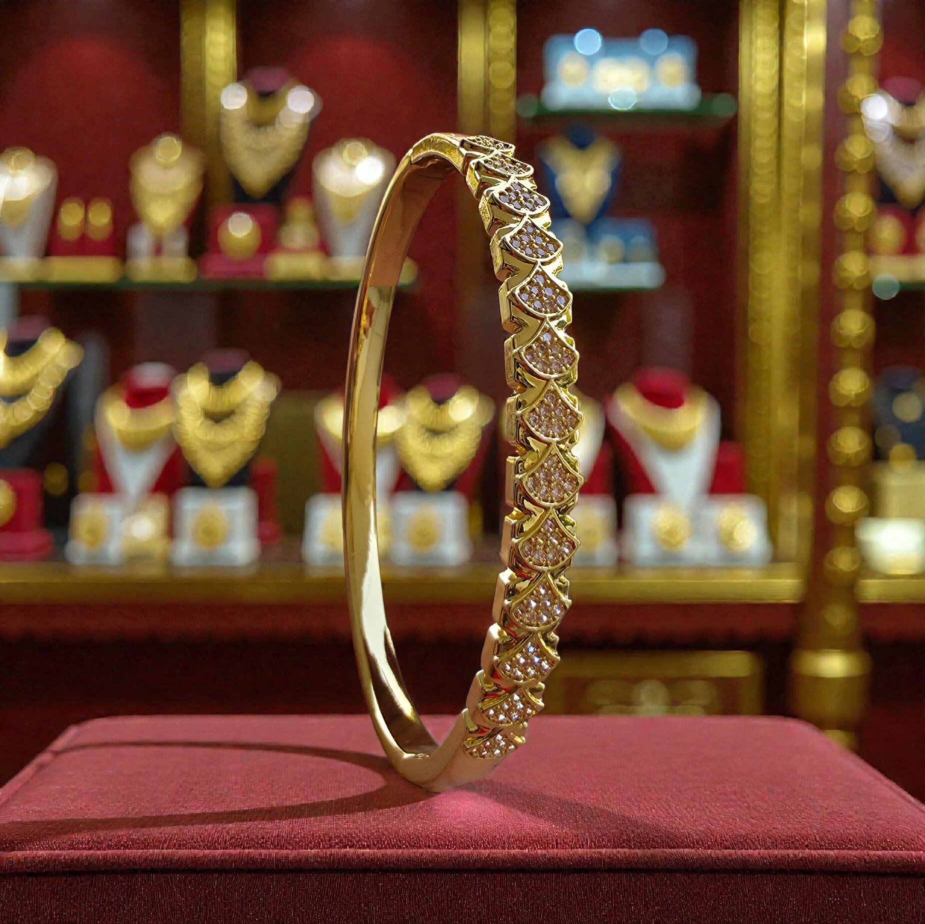 Kizara Anti-Tarnish Gold Stackable Bangle - Image 4