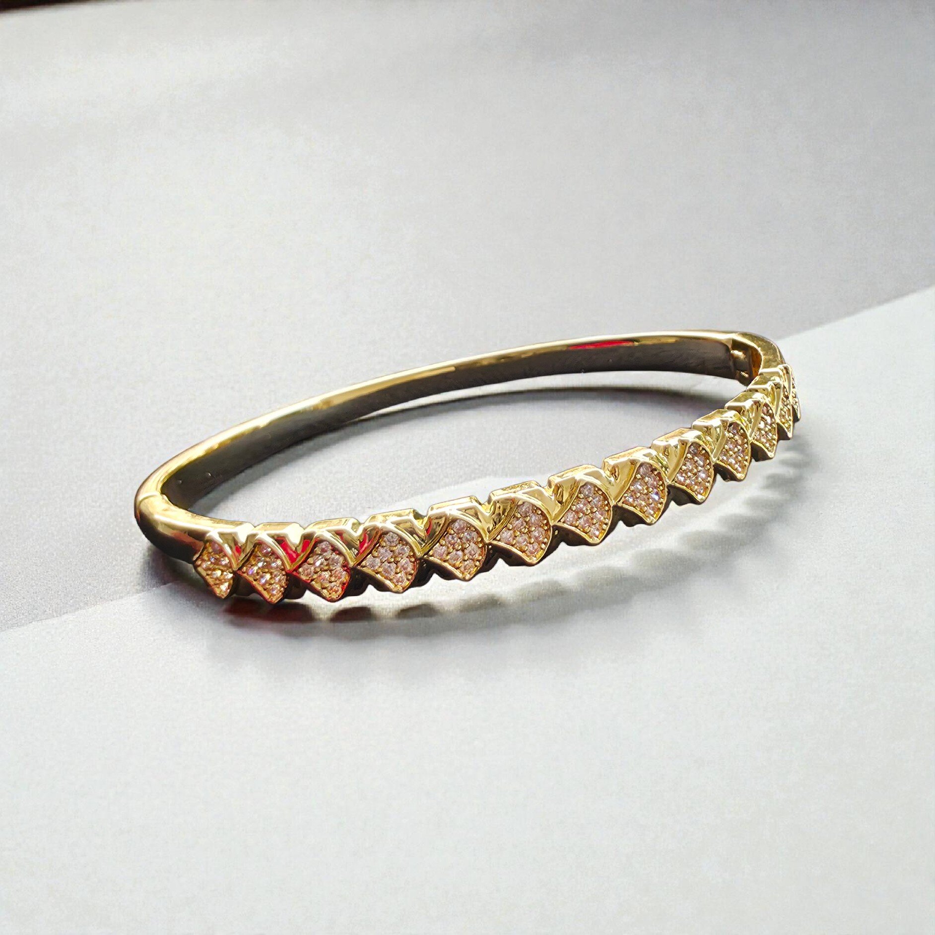 Kizara Anti-Tarnish Gold Stackable Bangle - Image 2