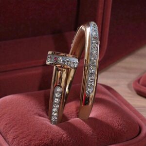 Kizara Sculpted Nail Gold Rings Set – Anti-Tarnish CZ Chevron Stackable