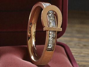 Kizara Omega Love Forever Ring – Anti-Tarnish Gold CZ Band
