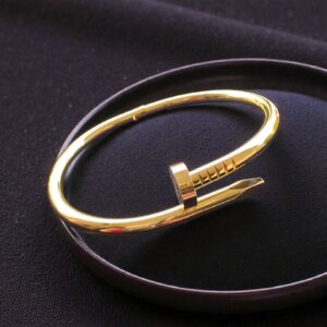 Elegant Gold Nail Bracelet - Trendy Minimalist Bangle for Women